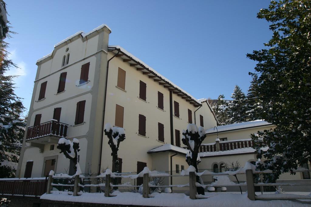 Hotel Appennino Vidiciatico Exterior photo